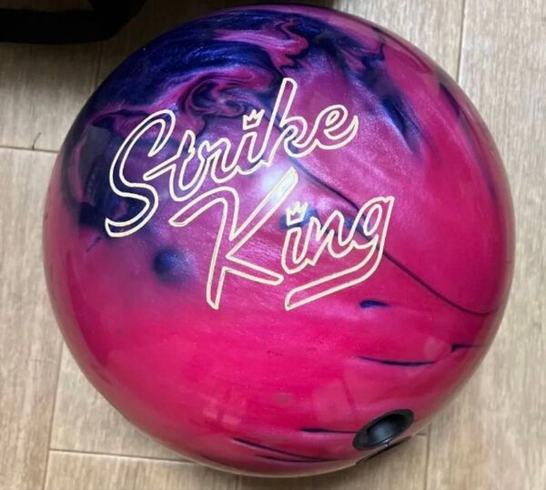 Strike King ボウリングボール