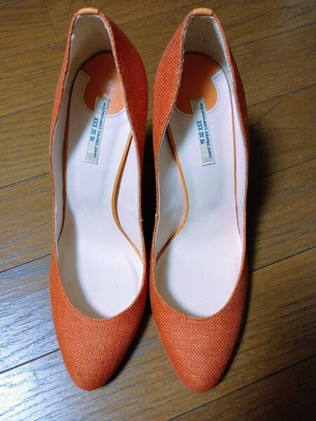 セブントゥエルブサーティーン パンプス オレンジ 36サイズ