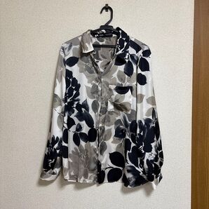 ZARA フラワープリントシャツ