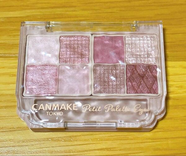CANMAKE キャンメイク プティパレットアイズ 03 ミニョンヌリボン