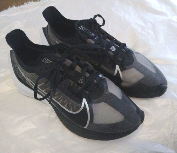 NIKE ズームグラビティ 24cm スニーカー