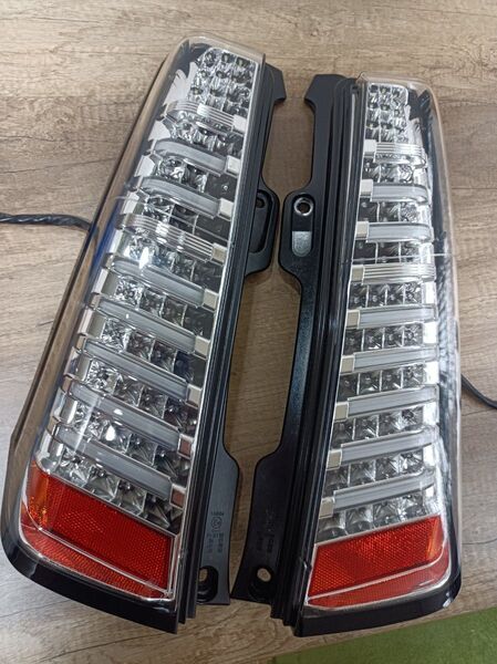 LEDテールランプ