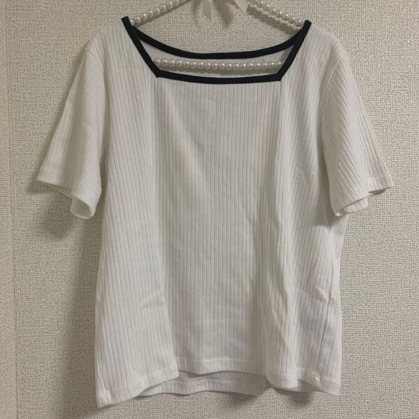 白のTシャツ トップス GU