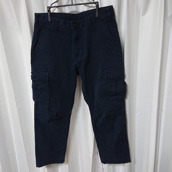 ユニクロ UNIQLO メンズ クロップドカーゴパンツ ネイビー アンクルパンツ W32 ウエスト82cm ミリタリー