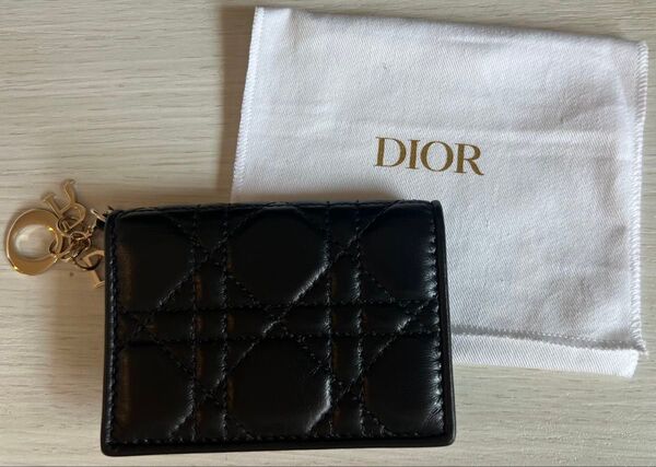 Lady Dior Bloom カードホルダーカナージュ ラムスキン