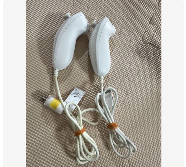 動作品★Wii ヌンチャク 2個セット Nintend 純正 白 シロ 現状品