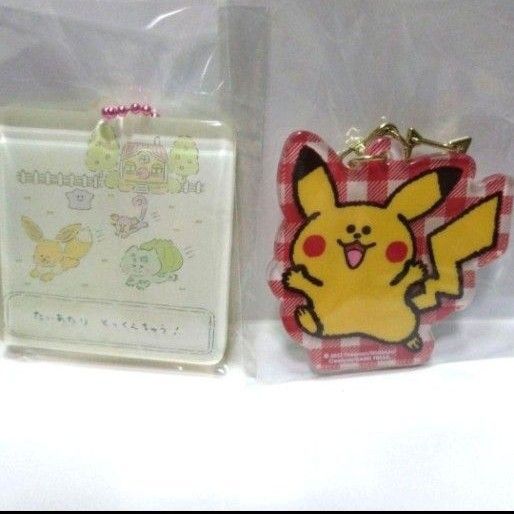 ポケモン SWIMMERコラボ ピカチュウ レポートかいてね! アクリルキーホルダー