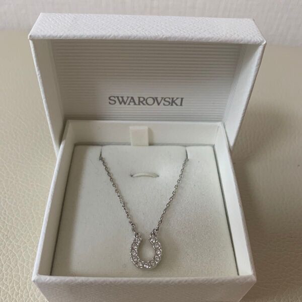 SWAROVSKI ネックレス 馬蹄 ラインストーン
