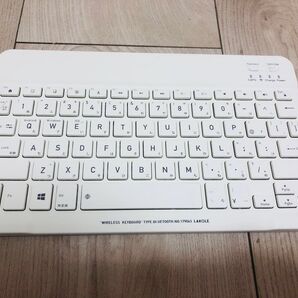 LOKOLE GT-ワイヤレスキーボード WHITE