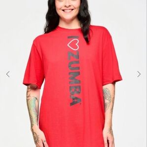 【新品未開封】ZUMBA Tシャツ 正規品 赤 フリーサイズ