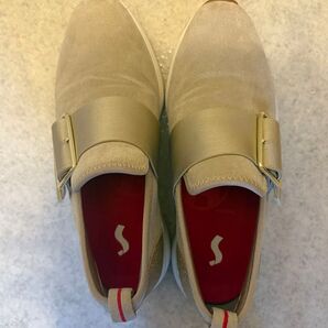 スリムビューティーハウス スニーカー