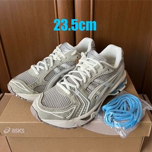 Juliana Salazar Asics Gel-Kayano 14 ジュリアナ サラザール アシックス ゲルカヤノ 14