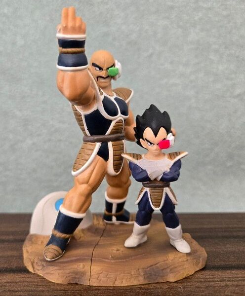 ドラゴンボールカプセル ナッパとベジータ 地球来襲