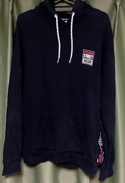 VISION STREET WEAR メンズパーカー Lサイズ ダメージあります。