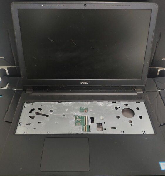 dell Vostro15 Core i3 6006U ?