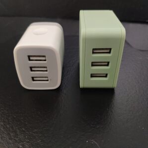 3ポート USB ACアダプター Motteru