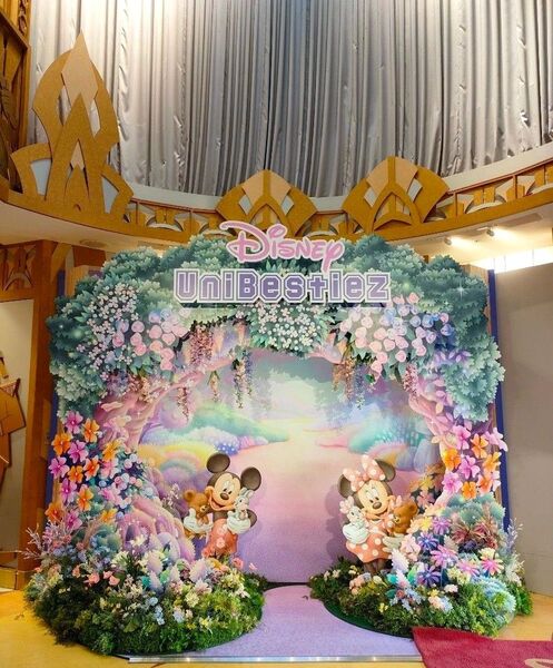 ディズニー ユニベスティーズ イエックラビット キーチェーン ☆ ディズニーストア ☆ ぬいぐるみチェーン