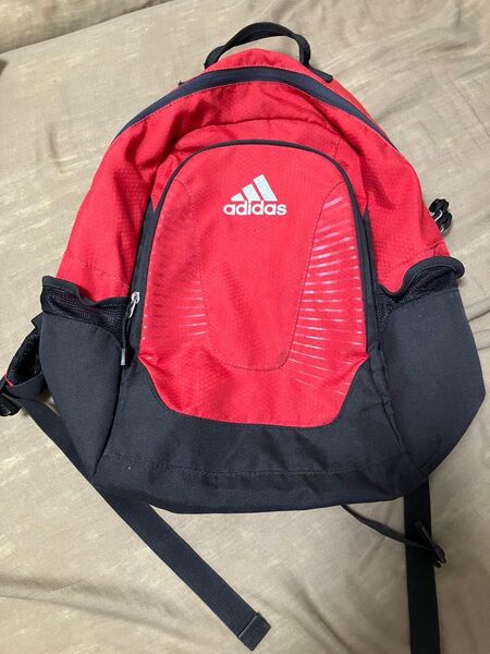 最終値下げ★adidas★赤×黒大きめリュック、バックパック送料込み