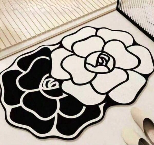 玄関・バスマット おしゃれカメリア 花柄 モノトーン インテリアアクセントラグ 30×40cm★洗濯機で洗える 吸水速乾!
