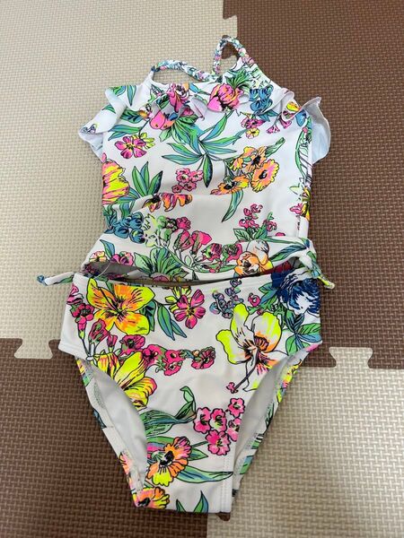 新品未使用女の子 水着 セパレート 花柄 9〜12mths