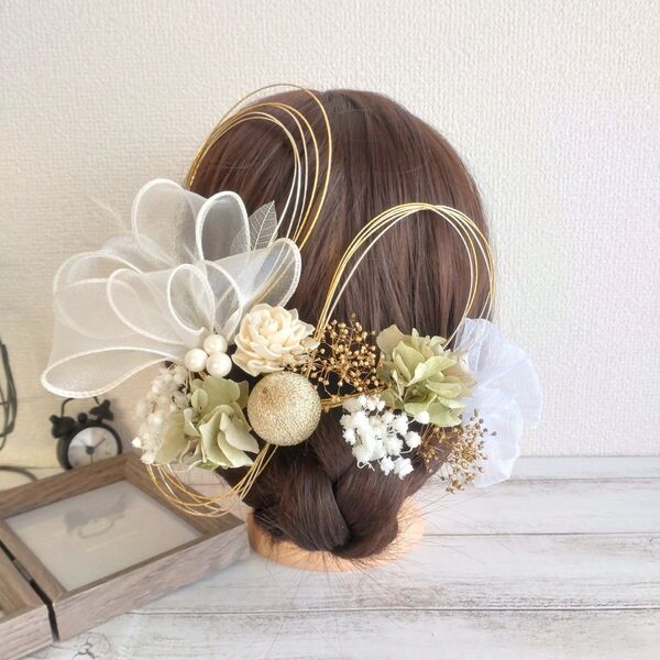 髪飾りヘッドドレスドライフラワー*ウェディング結婚式成人式卒業式和装振袖袴前撮り~ボリュームホワイトリボンダリア~グリーン緑20本