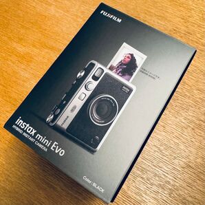 新品 未使用品 フジフィルム INSTAX mini Evo Black インスタントカメラ USB Type-Cモデル