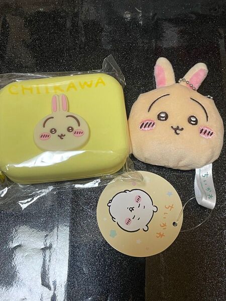ちいかわ ミニシリコンポーチ マスコットミラー うさぎ