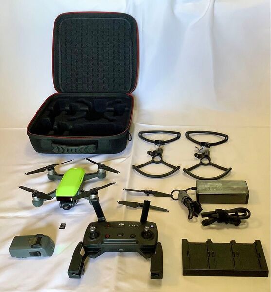 DJI SPARK DJI スパーク フライモアコンボ 国内正規品 美品中古品 テスト飛行、整備済