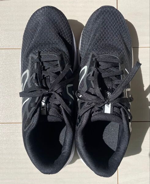 【NEW balance】ニューバランス 黒 ブラック スニーカー【26cm】