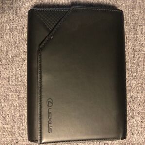 レクサス 車検証入れ