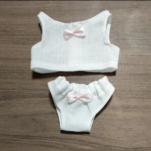 メルちゃん 薄いピンクリボン下着上下セット 550円