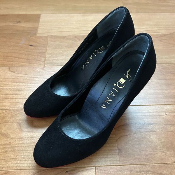 【美品】【人気品】レディース シューズ 靴 ダイアナ DIANA パンプス ラウンドトゥ スウェード ブラック系 21.5cm