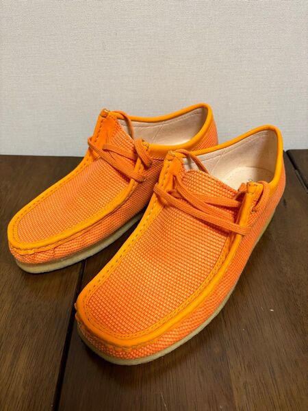 Clarks ワラビー オレンジ 26.5(8.5)cm