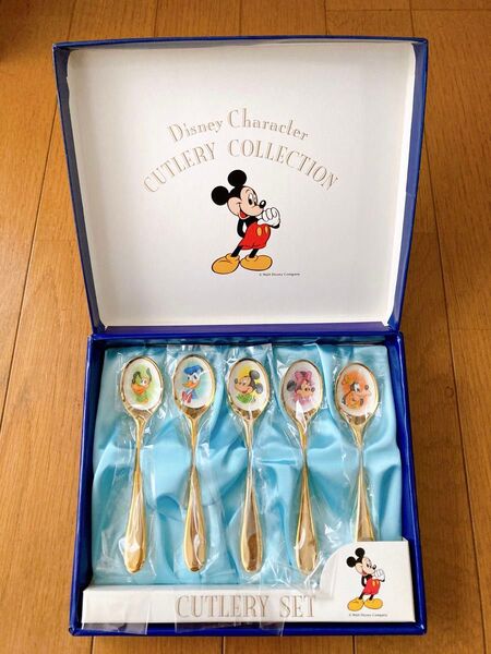 【新品未使用】ディズニーキャラクター カトラリーコレクション 七宝