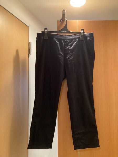 ★ ユニクロ UNIQLO グロップドパンツ XLサイズ ブラック 七分丈パンツ