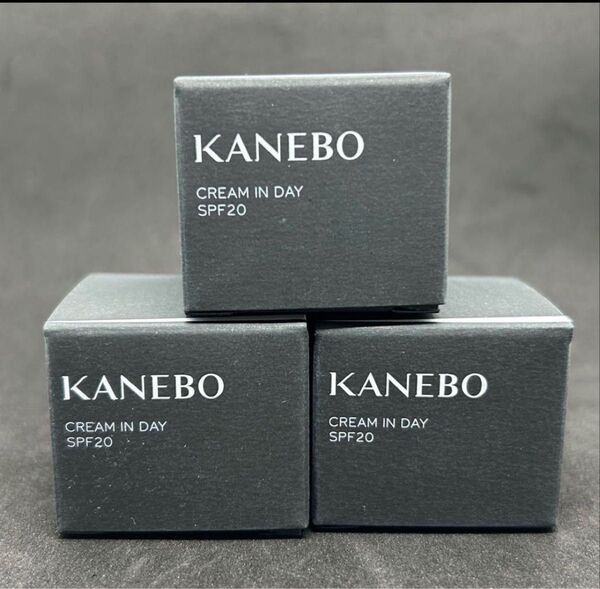 新品未使用KANEBO クリーム イン デイ日中用クリーム・化粧下地4g×3
