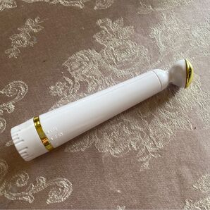 目元マッサージャー