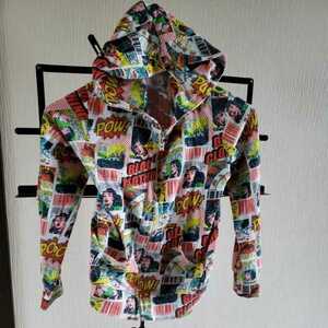 中古品☆/Bloc Clothing アメコミ薄手パーカー/サイズ130cm