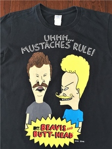 ビーバス＆バットヘッド ＢＥＡＶＩＳ＆ＢＵＴＴ－ＨＥＡＤ ＭＵＳＴＡＨＣＥＳ Ｔシャツ Ｓ 黒 ＭＴＶ アメコミ キャラクター 口髭