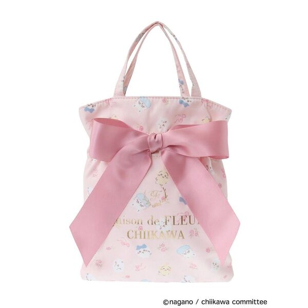 新品 ちいかわ Maison de FLEUR 総柄 巾着 ポーチ メゾンドフルール バッグ ハチワレ うさぎ モモンガ ピンク