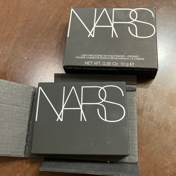 NARS ライトリフレクティングセッティングパウダープレスト