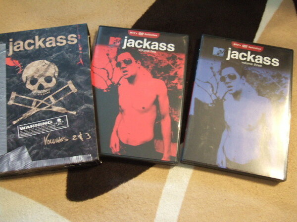 DVD 2枚組 送料込み　jackass ジャッカス Vol.2 & 3 スパイク・ジョーンズ　ジョニー・ノックスヴィル バム・マージェラ スティーヴォー