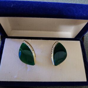 本物翡翠イヤリング