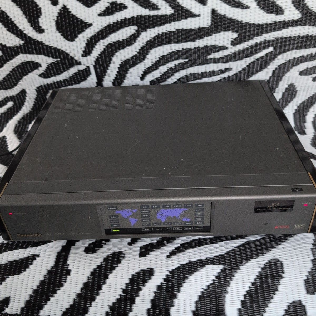 Panasonic VHSビデオデッキ NV-H3K 分解メンテナンス済み 動作