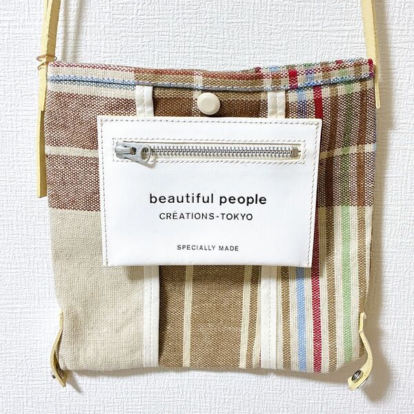 beautiful people ライニングロゴポケットミニショルダーバッグ