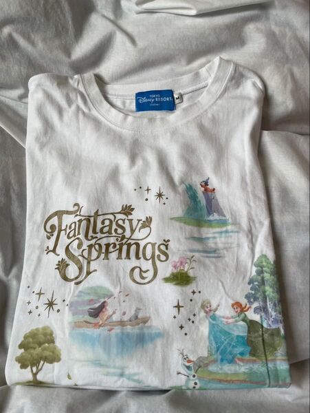 【美品】東京ディズニーリゾート ディズニー ファンタジースプリングス Tシャツ サイズM