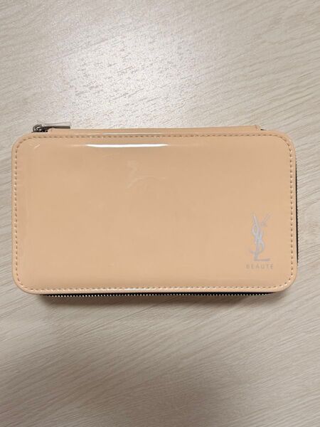 【美品】YSL イブサンローラン 化粧ポーチ