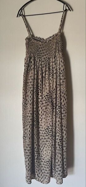 【美品】サロペット ベージュ×黒 シャーリング フリーサイズ