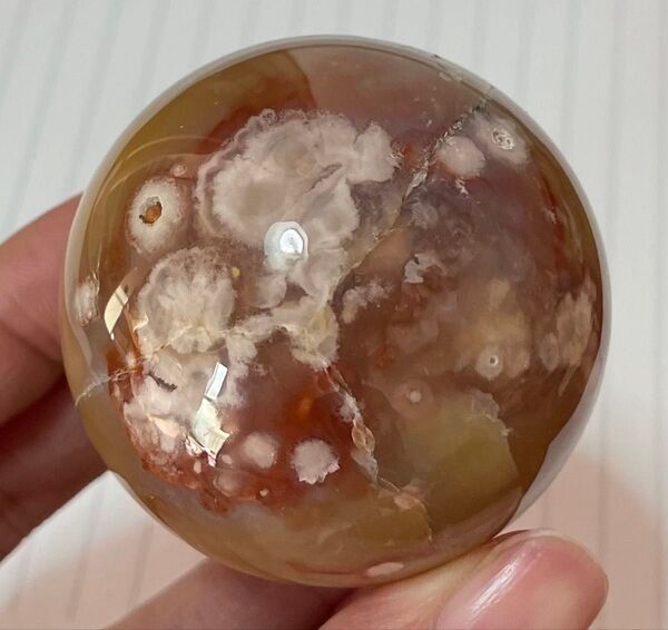 桜アゲート フラワーメノウ 瑪瑙 スフィア 丸玉 天然石 置物インテリア 風水晶 小物ファッション ゴールド 水晶 原石