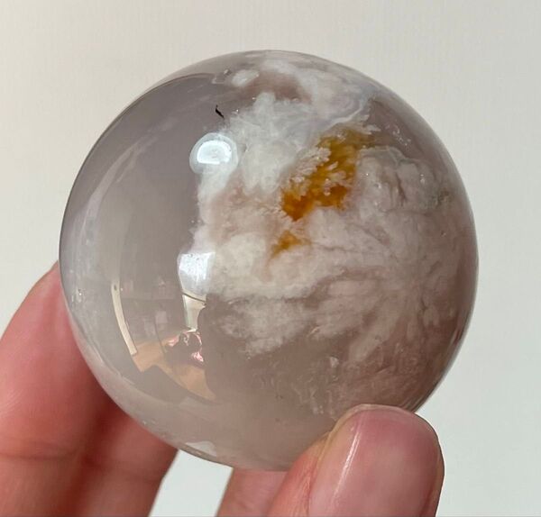 桜アゲート フラワーメノウ 瑪瑙 スフィア 005 丸玉 天然石 置物インテリア 風水晶 小物ファッション ゴールド 水晶 原石